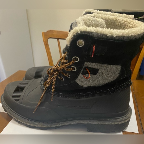 Men’s size 13 Woolrich Winter Boots - Picture 2 of 6